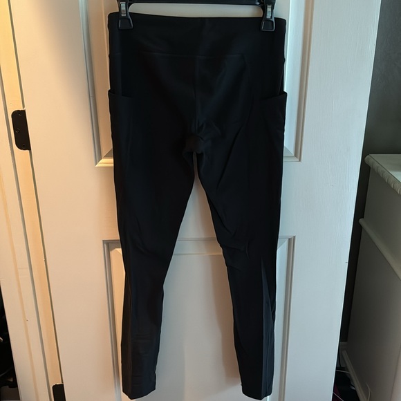 Athleta Girl Black Leggings w/ Pockets (ankle/full length)/Size: Girls XXL/16. - Picture 2 of 2